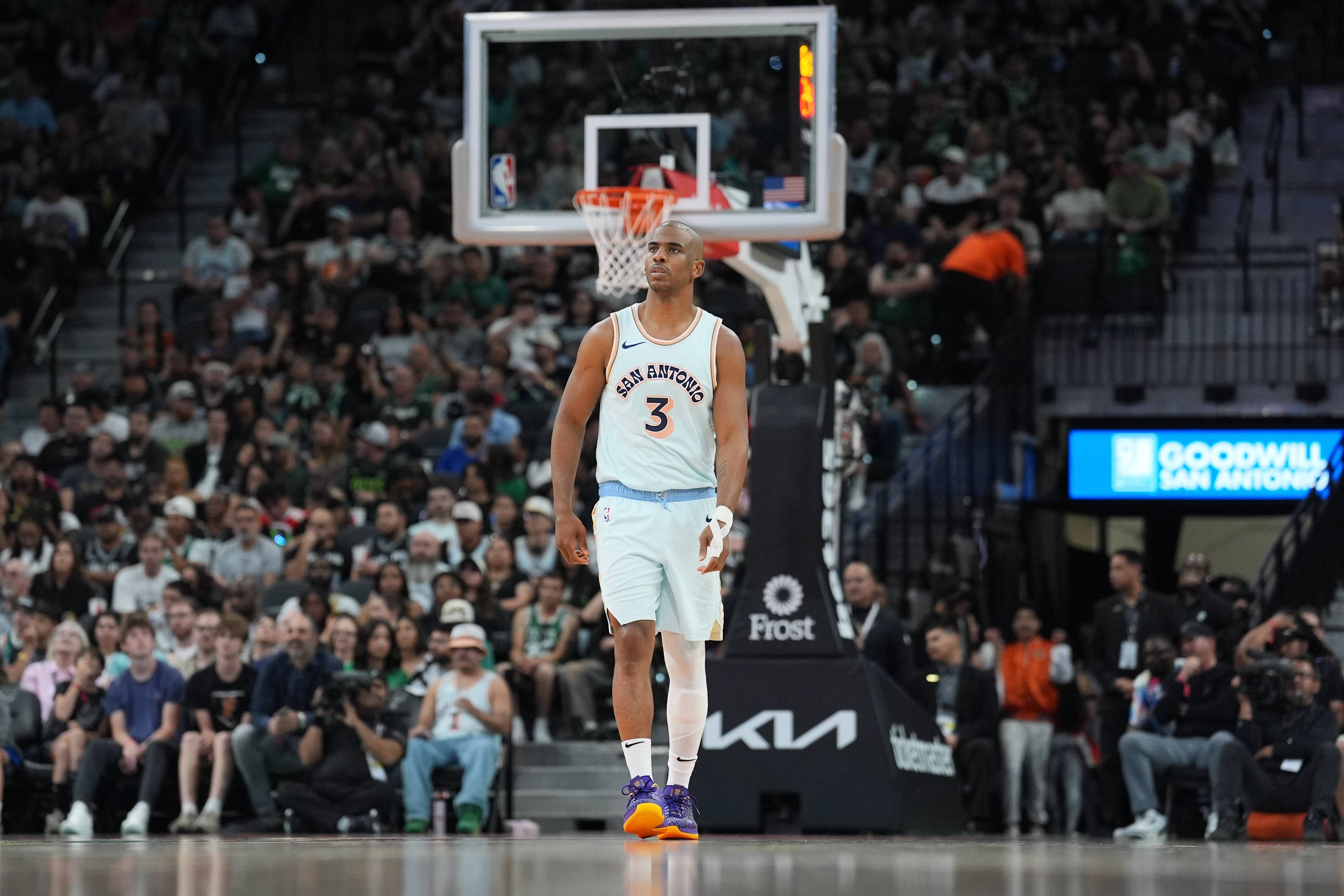 3377体育官网-包含亚冠赛前再迎强敌，洛杉矶快船止住颓势，主帅态度——球迷炸锅，资深球员宣示担当的词条